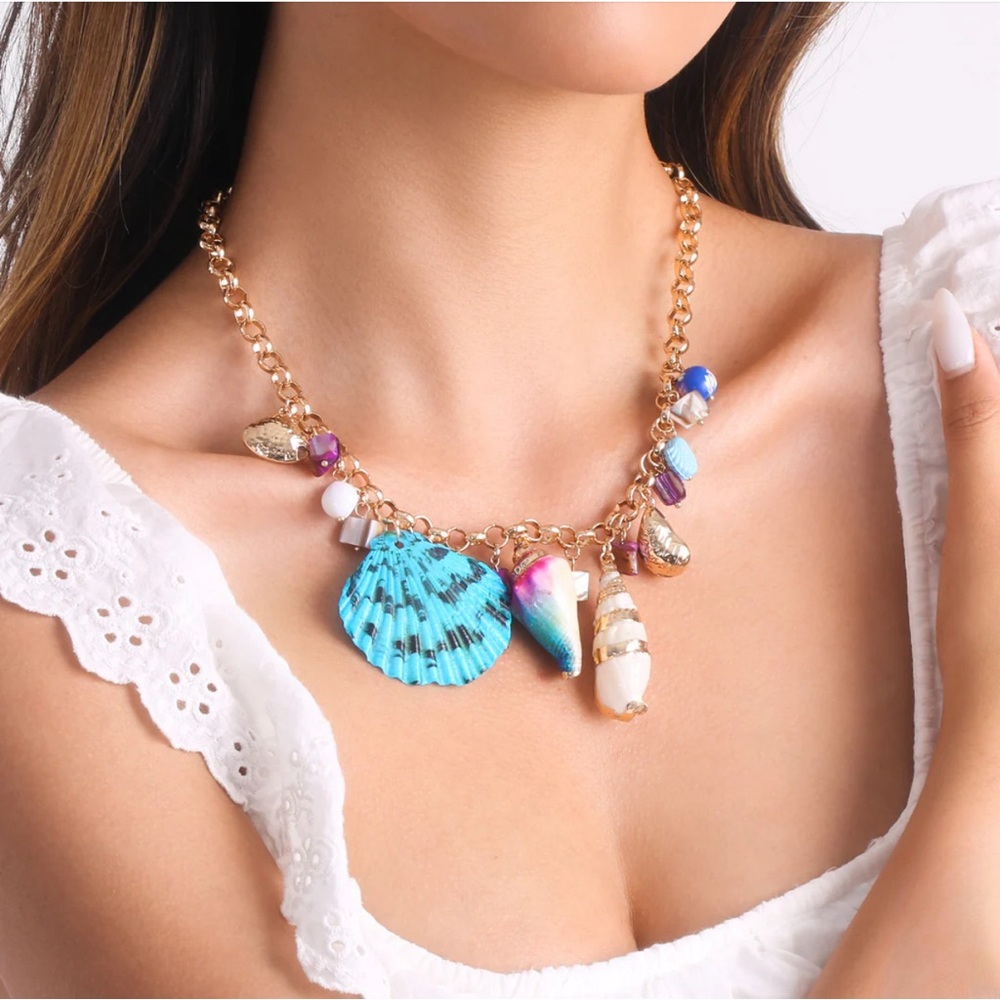 NWT- Seabeach Boho Chic Necklace